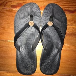 Reef Zen Love Sandals